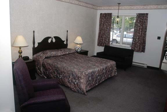 Ivy Rose Motor Inn Windsor Exteriör bild